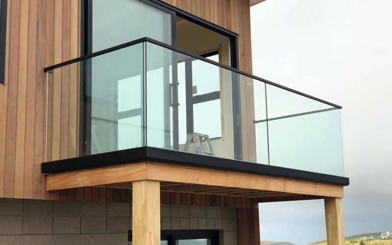 Best Glass Railing Fabrication Services In Ghaziabad
